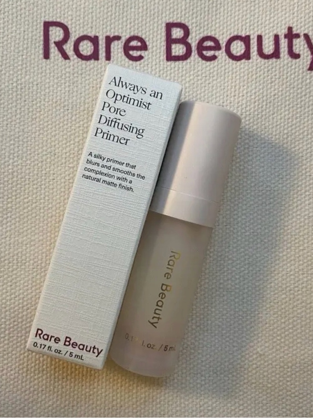2 Rare Beauty Always an Optimist Pore Diffusing Primer